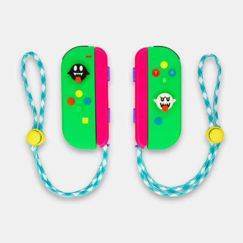 Joy-Cons with Switch Joycon straps by killscreen