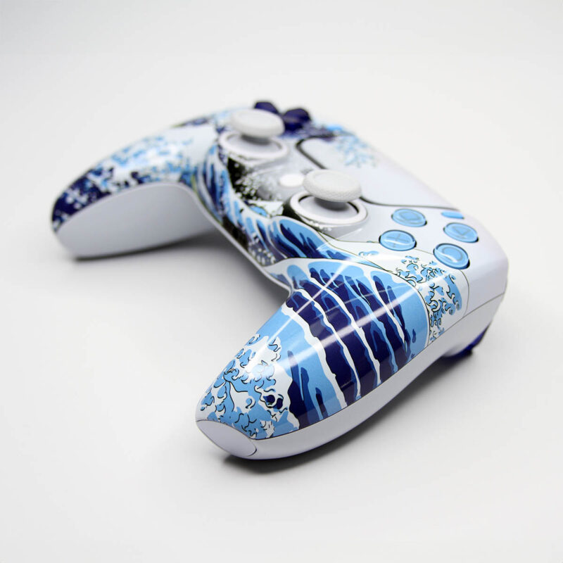 Front right of Kanagawa Great Wave PS5 DualSense Controller