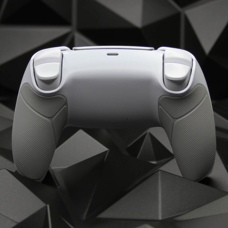Rear rubber grip on PSone White MKII Retro PS5 Controller