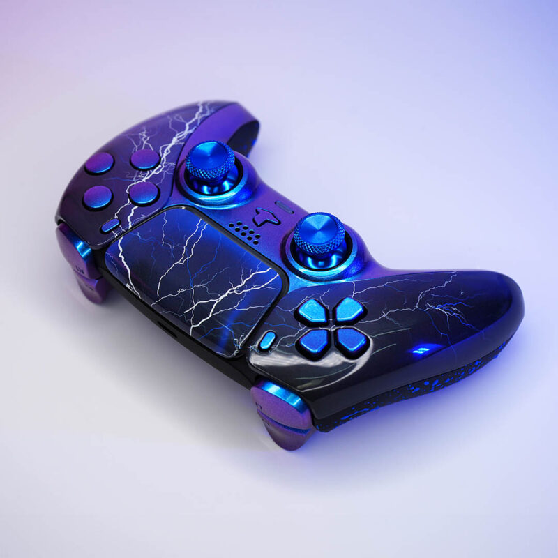 Top D-Pad angle of Chromastorm Lightning PS5 Controller by Killscreen