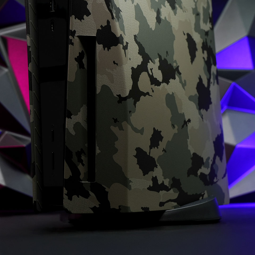 Close-up of Killscreen Camo PS5 faceplates, tactical camouflage detailing and matte finish on PlayStation 5 Disc Edition